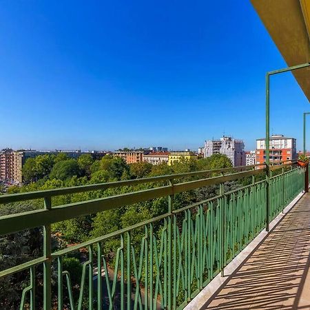 Sunny & Updated Flat With Panoramic City View 50M From M4 Stop Milano Ngoại thất bức ảnh